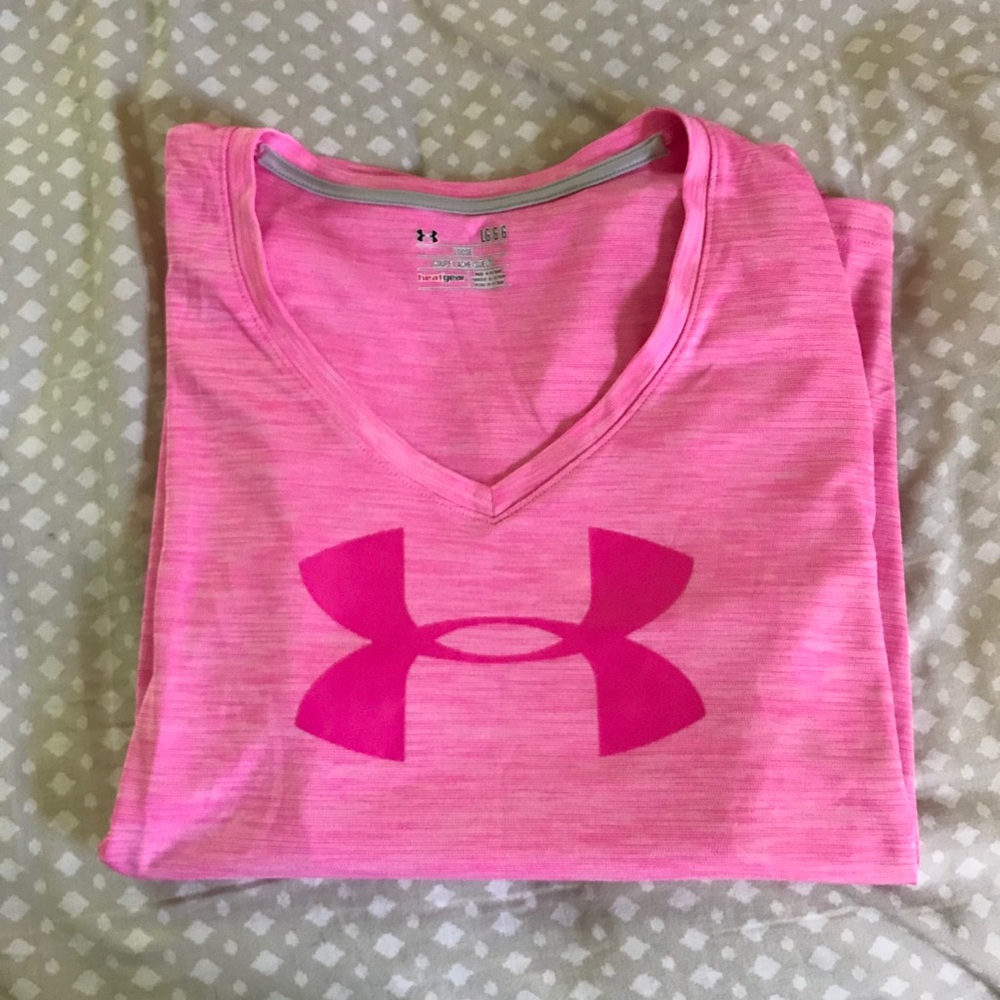 Under Armour short sleeve shirt